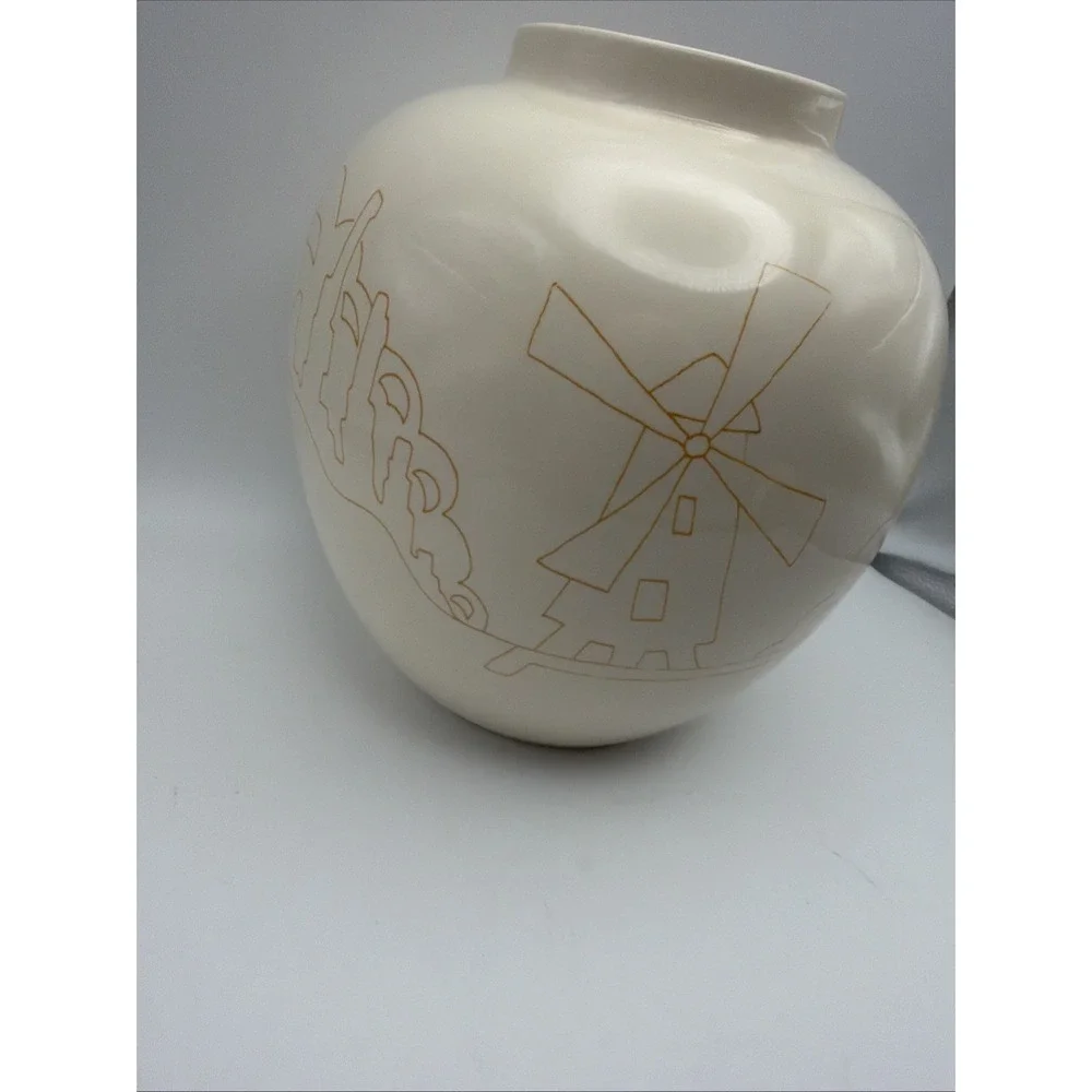Wedgwood Clarice Cliff Bizarre Windmill Vase Rubin Collection England 8.5